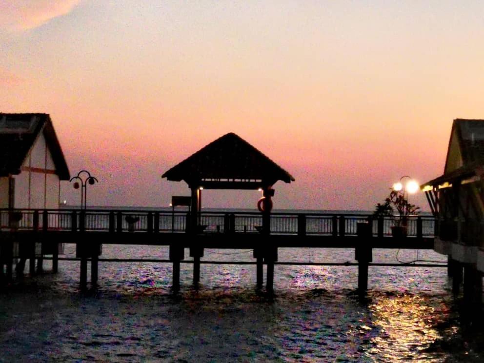 Water Chalet Port Dickson- Private エクステリア 写真