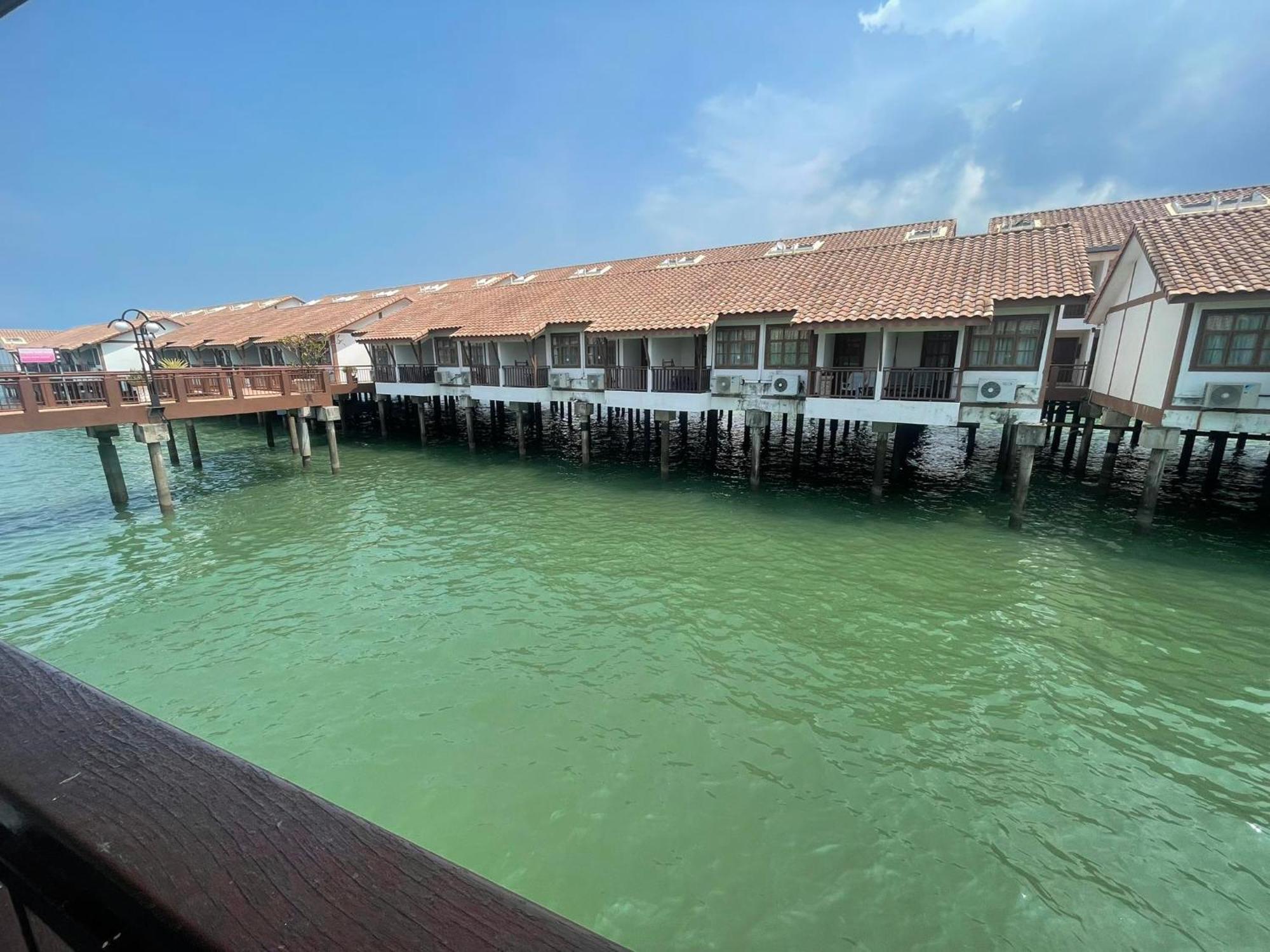 Water Chalet Port Dickson- Private エクステリア 写真