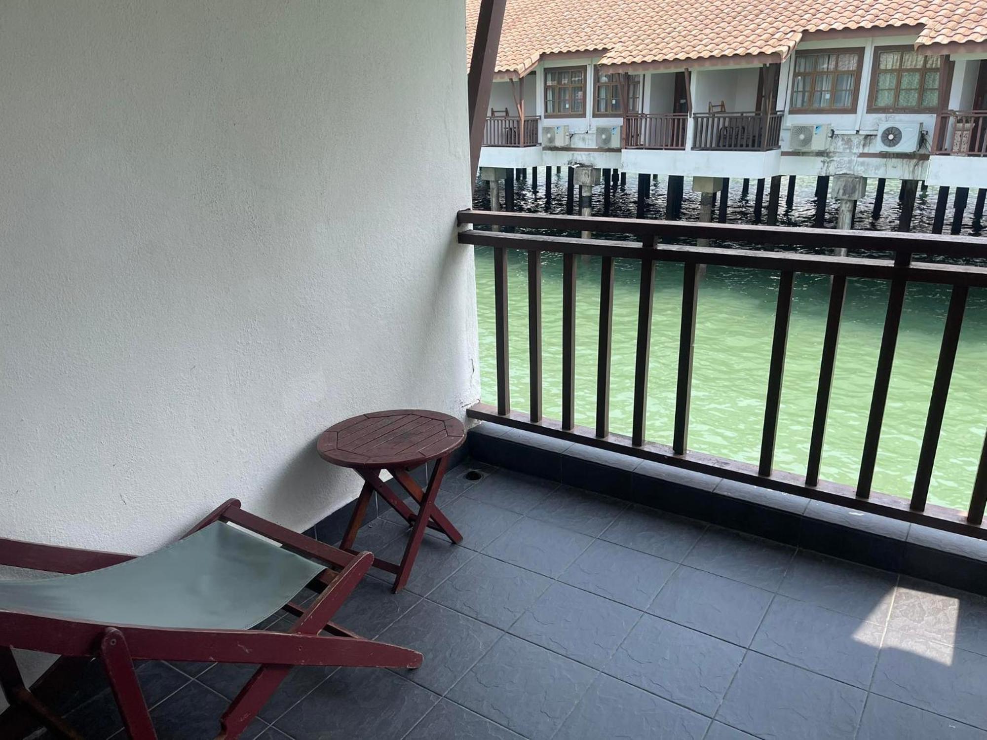 Water Chalet Port Dickson- Private エクステリア 写真