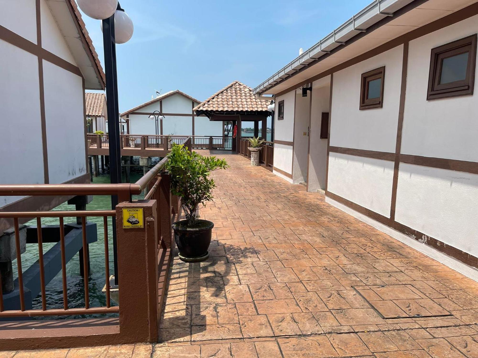 Water Chalet Port Dickson- Private エクステリア 写真